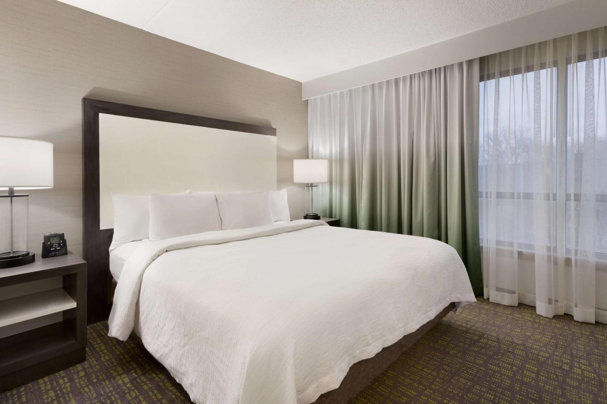 Embassy Suites Newark - Wilmington/South Eksteriør billede