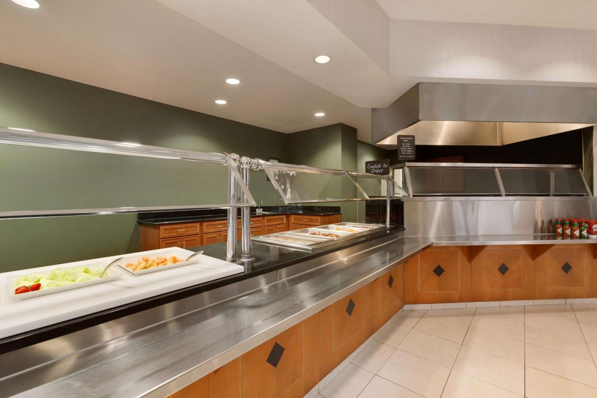 Embassy Suites Newark - Wilmington/South Eksteriør billede