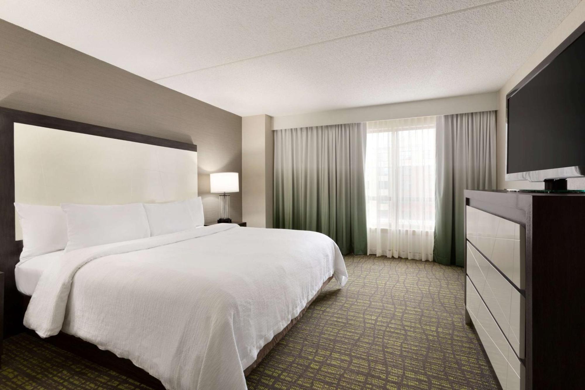 Embassy Suites Newark - Wilmington/South Eksteriør billede