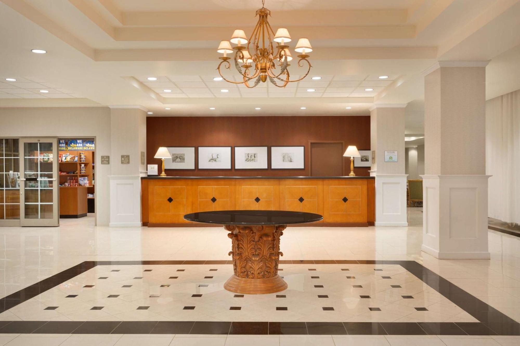 Embassy Suites Newark - Wilmington/South Eksteriør billede