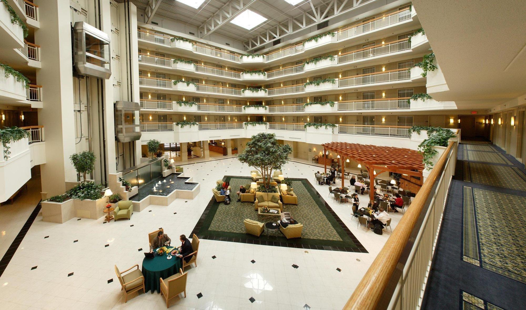 Embassy Suites Newark - Wilmington/South Eksteriør billede